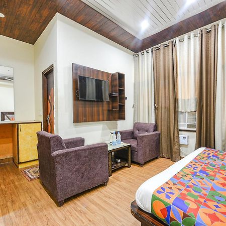 Fabhotel Royal Inn Chandigarh Ngoại thất bức ảnh