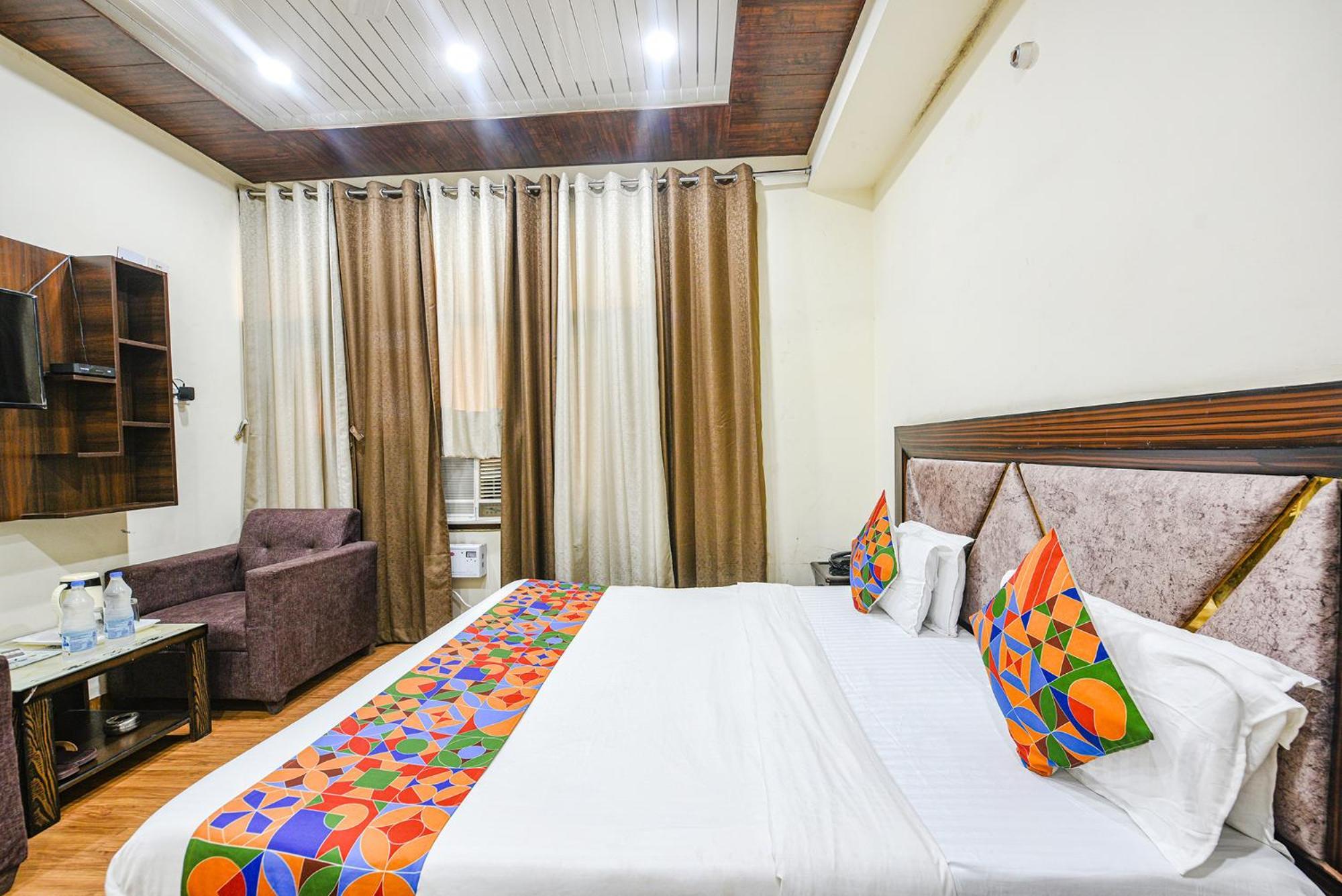 Fabhotel Royal Inn Chandigarh Ngoại thất bức ảnh